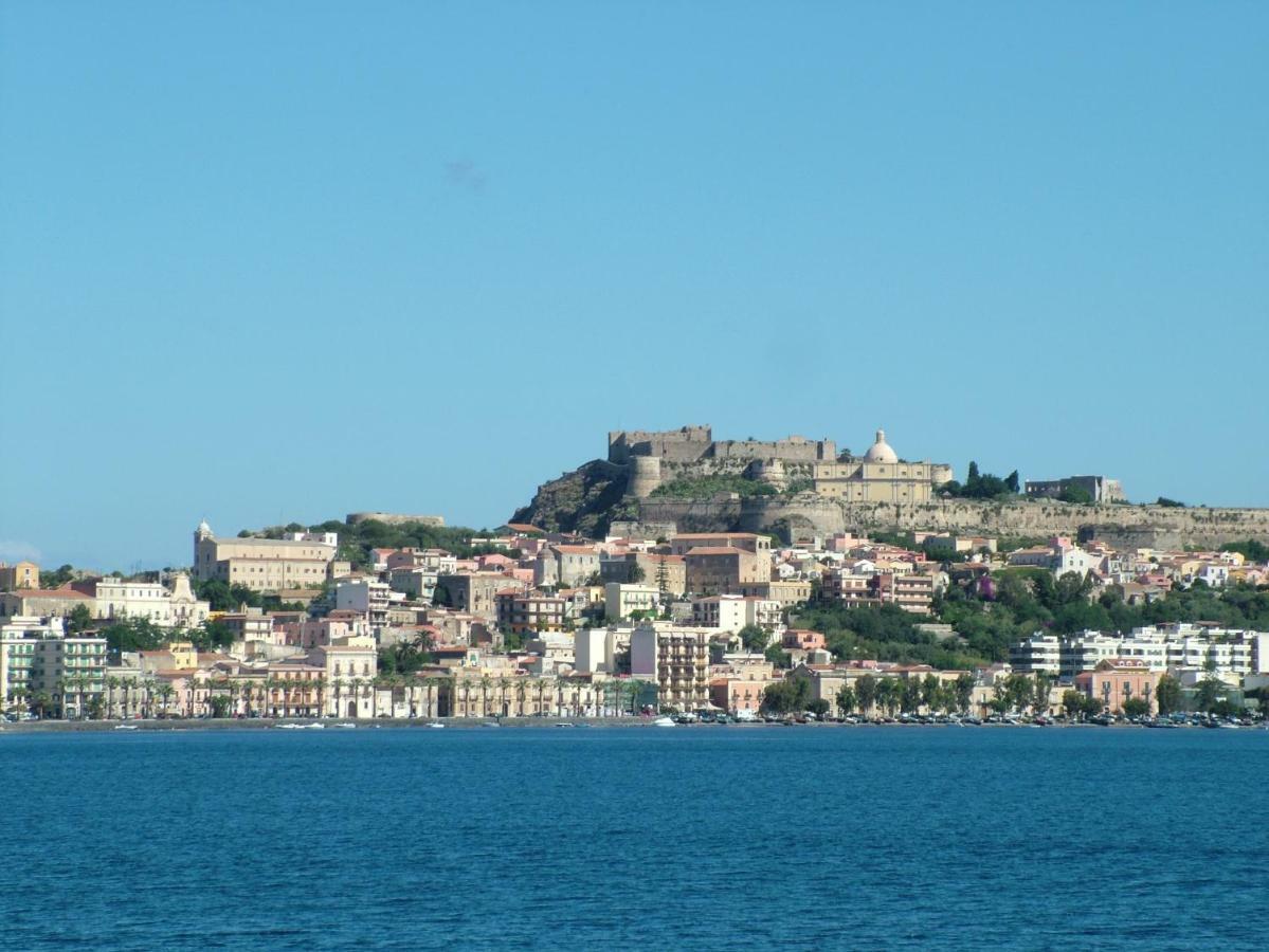 Meridiana B&B Μιλάτσο Εξωτερικό φωτογραφία